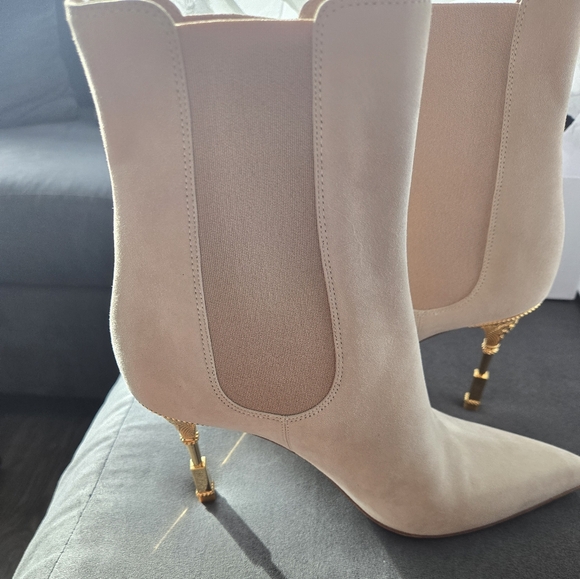 BRAND NEW. BALMAIN bootie - Picture 1 of 7